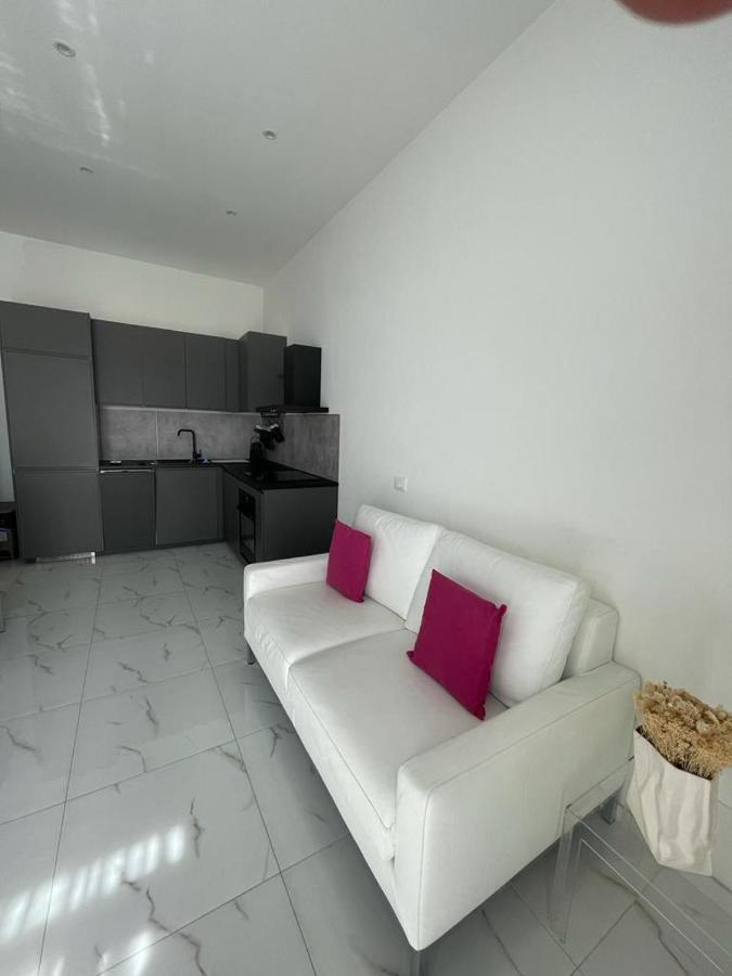 Casa Ariane Apartment Ventimiglia Ngoại thất bức ảnh